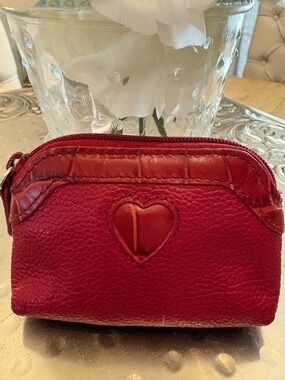 Brighton Red Heart Accent Coin Pouch pebbled leather Croc Embossed
